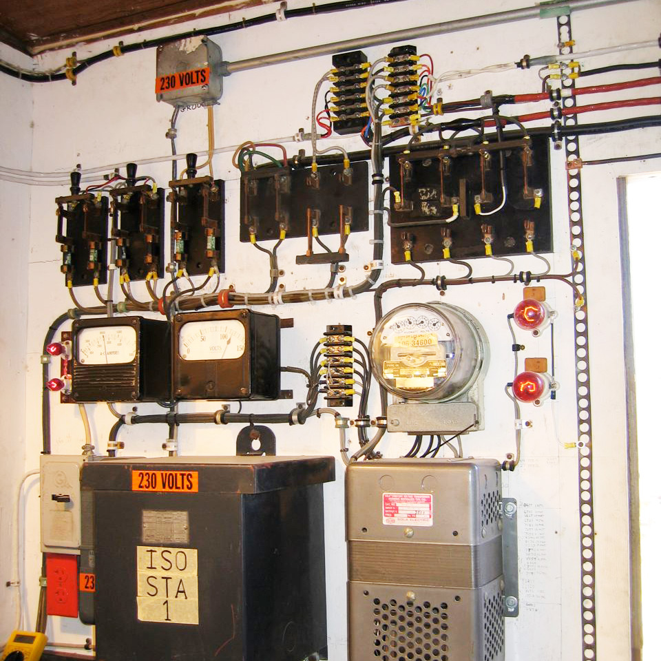 Landers electrical system
